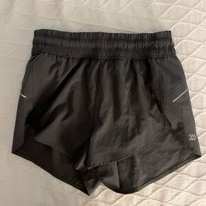 All in motion athletic shorts